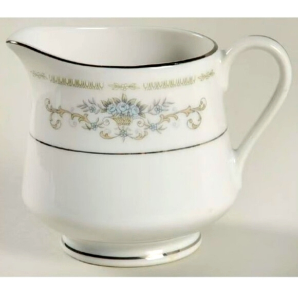 Diane by Fine China of Japan Blue Flower Scrolls - Creamer - Picture 14 of 15